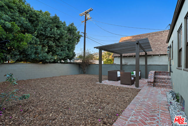 1017 North Howard Street photo 50