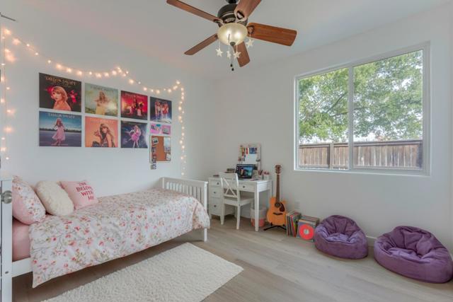 1078 Silver Spur Way, Plumas Lake CA: https://media.crmls.org/mediaz/7df36802-9437-4d09-b299-95e7f9496b99.jpg