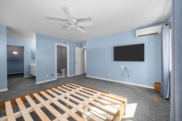 13170 Entreken Ave,  CA: https://media.crmls.org/mediaz/7df3a7fb-2270-4f80-8c81-24767451b481.jpg