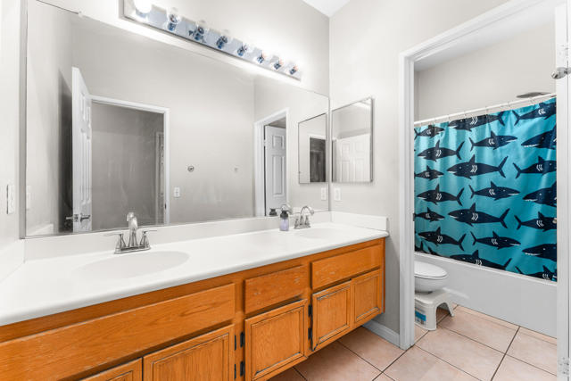 80722 Diamondback Trail, Indio CA: https://media.crmls.org/mediaz/7df3aeb9-6c76-40a8-b09b-92eca8516e77.jpg