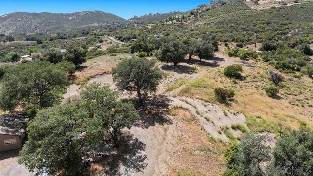 12220 Rebel Wind Rd, Descanso CA: https://media.crmls.org/mediaz/7df690b5-37a3-4e74-ae75-b5d5f9aebad1.jpg