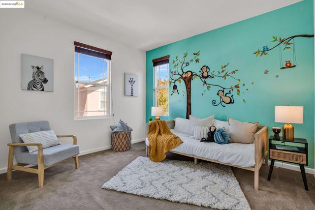 1623 Fortmann Way, Alameda CA: https://media.crmls.org/mediaz/7df886b0-9a80-497c-9d13-8c78fbf88e2b.jpg