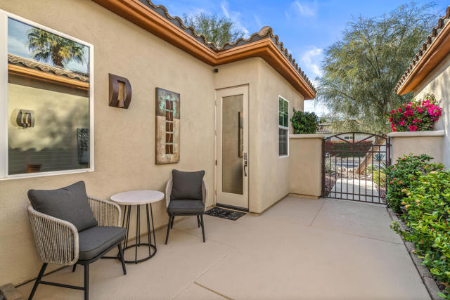 36296 Chagall Court, Cathedral City CA: https://media.crmls.org/mediaz/7df91ebc-e01e-4dd3-8b67-52b4a1a79cbd.jpg