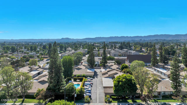 8235 Mason Avenue, Winnetka CA: https://media.crmls.org/mediaz/7df9d351-8e02-4850-bd08-f42af9adfcb3.jpg