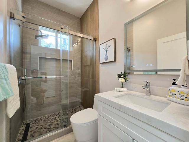 95 Centre Street, Mountain View CA: https://media.crmls.org/mediaz/7dfa289f-5a89-4b57-a1b3-b34b8fc01e29.jpg