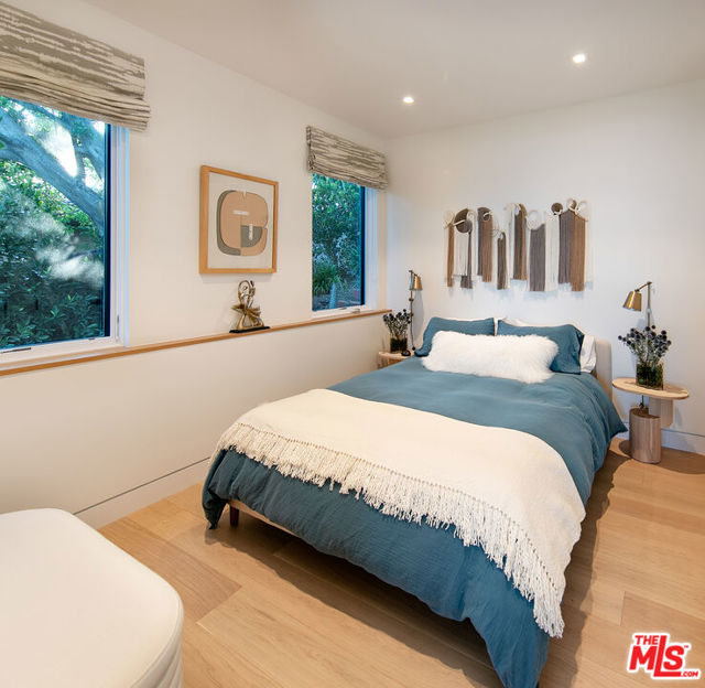 945 Arbolado Road, Santa Barbara CA: https://media.crmls.org/mediaz/7dfde2cb-7d75-43fd-9b31-83a109de28e5.jpg