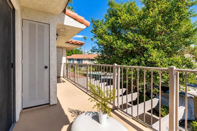 2001 Camino Parocela E #C22, Palm Springs, CA 92264