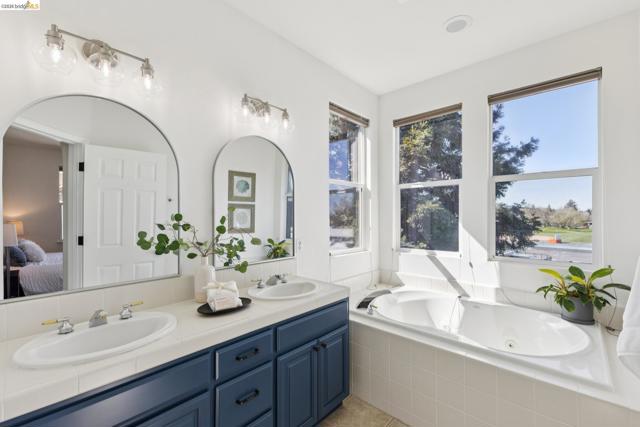 Image 29 of 49 For 548 Gabriel Ct