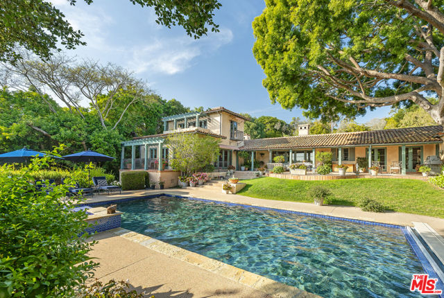 1029 Alston Road, Santa Barbara CA: https://media.crmls.org/mediaz/7dfe8a8b-d0c3-4c0c-b20f-6c0e1ec0de3e.jpg