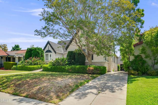 1120 S Burnside Avenue, Los Angeles CA: https://media.crmls.org/mediaz/7dfe8adc-8041-4fa8-9450-89cfdb766aeb.jpg