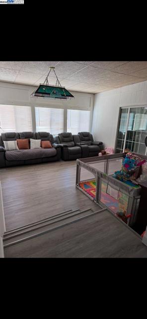 600 Jennings, Vallejo CA: https://media.crmls.org/mediaz/7dfea973-d907-4792-99f2-0102a287f631.jpg