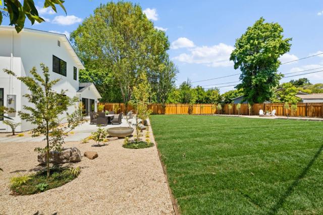 2330 Sierra Court, Palo Alto CA: https://media.crmls.org/mediaz/7dff04da-44f1-41b2-aee9-b843c8fe7231.jpg