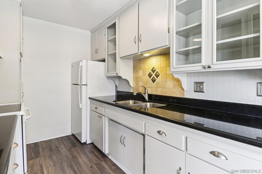 4180 Louisiana St - photo 12