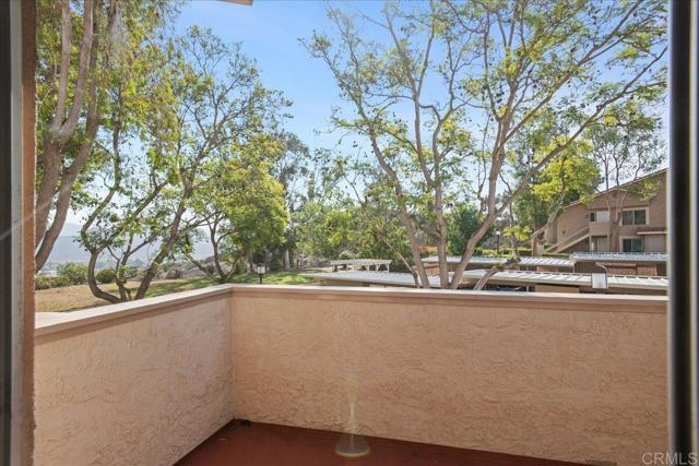 11525 Fury Ln, El Cajon CA: https://media.crmls.org/mediaz/7e00296d-f086-4ed2-816e-6a2066c42b44.jpg