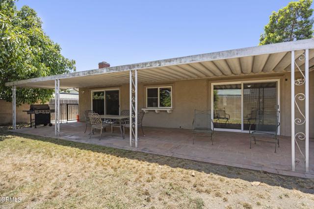 170 N Linden Drive, Ventura CA: https://media.crmls.org/mediaz/7e00b82d-3ad9-459b-8d18-ffc52f4f08a8.jpg
