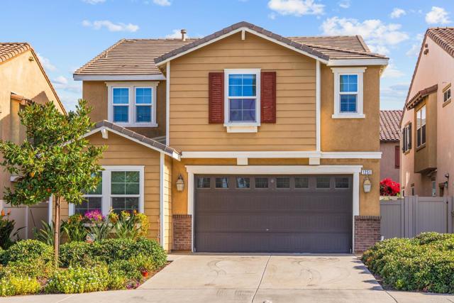 Detail Gallery Image 2 of 38 For 1251 S Magnolia Ave, El Cajon,  CA 92020 - 4 Beds | 3/1 Baths