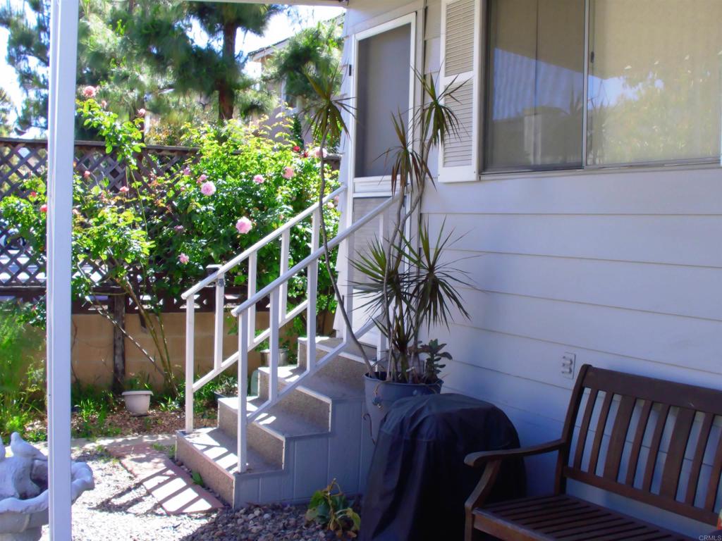 2300 Valley Parkway - photo 19