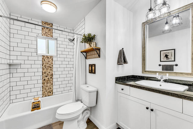 25440 Rim Rock Road, Idyllwild CA: https://media.crmls.org/mediaz/7e05257b-c254-4d9b-9d0f-bf5aa65ebea0.jpg