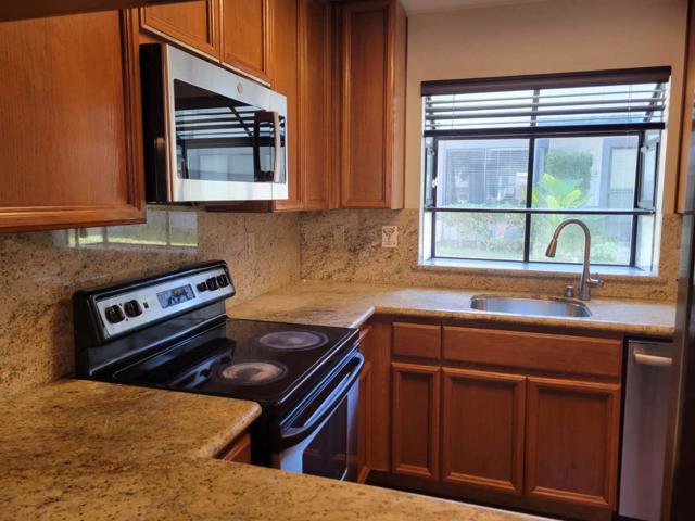 6125 Thornton Avenue, Newark CA: https://media.crmls.org/mediaz/7e0593fa-b0d7-40c6-9dae-ea263e987a0d.jpg