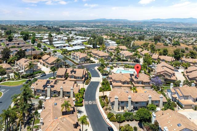 4610 Los Alamos Way, Oceanside CA: https://media.crmls.org/mediaz/7e06761c-673b-46ad-97cf-310321565aec.jpg