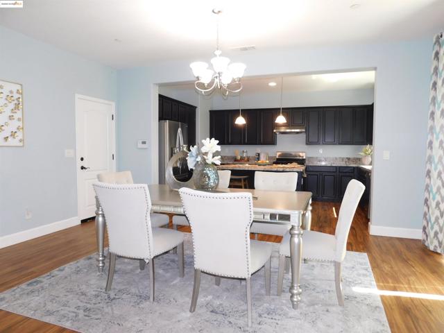 Image 3 of 21 For 1811 Velvetleaf Ln