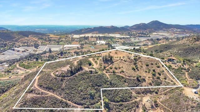3020 22 Joni Lane, San Marcos CA: https://media.crmls.org/mediaz/7e06f1ce-c29d-4516-8232-0eaabbef781c.jpg