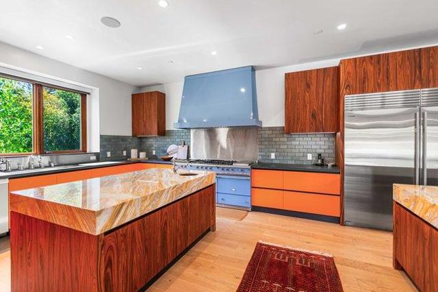 14835 Baranga Lane, Saratoga CA: https://media.crmls.org/mediaz/7e0724a8-7cbd-4151-b556-93140074742b.jpg
