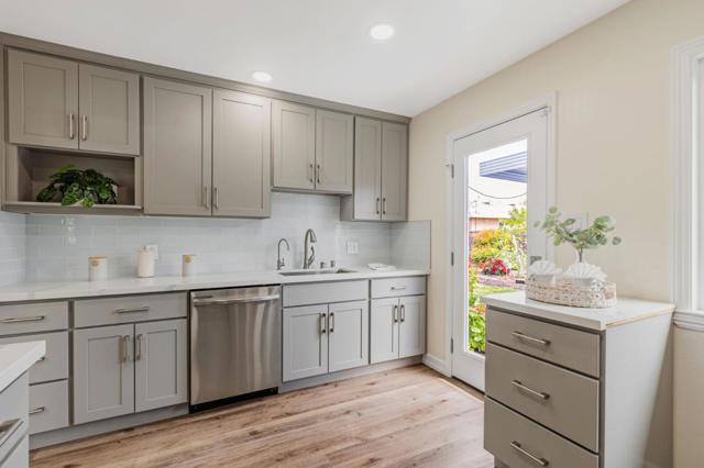2806 Ruth Court, Santa Clara CA: https://media.crmls.org/mediaz/7e073219-a514-403c-8d3e-aacd1038ce07.jpg
