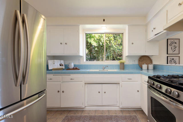 Detail Gallery Image 25 of 36 For 570 Apple Grove Ln, Santa Barbara,  CA 93105 - 6 Beds | 2 Baths