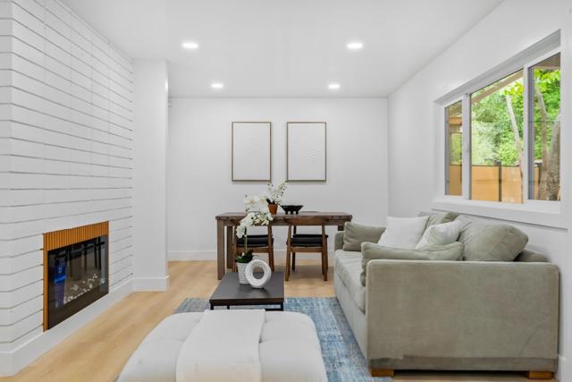 3 Harran Circle, Orinda CA: https://media.crmls.org/mediaz/7e08e538-4aef-490f-ac2d-cf39bce41849.jpg
