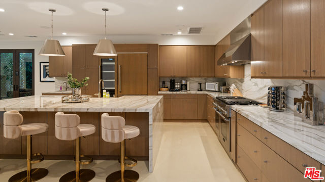 1884 Laurel Canyon Road, Los Angeles CA: https://media.crmls.org/mediaz/7e096b2b-d6bb-4366-b576-35af1e96e6e7.jpg