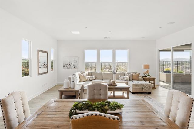 1417 Apex Place, Escondido CA: https://media.crmls.org/mediaz/7e0ab4a5-26e7-4301-bb1d-9d7670a25d99.jpg