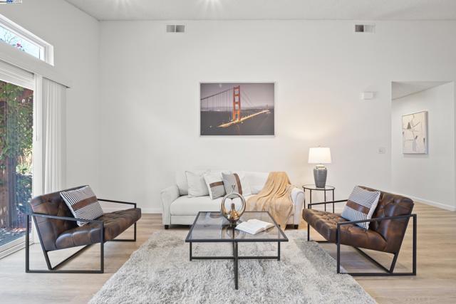 139 Justin Cir, Alameda CA: https://media.crmls.org/mediaz/7e0b1258-ce35-48d5-a61c-4fb1245044ea.jpg