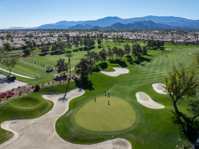 78664 Platinum Drive, Palm Desert CA: https://media.crmls.org/mediaz/7e0c2146-a0cb-45ef-bfc6-a932f3e1c6d2.jpg