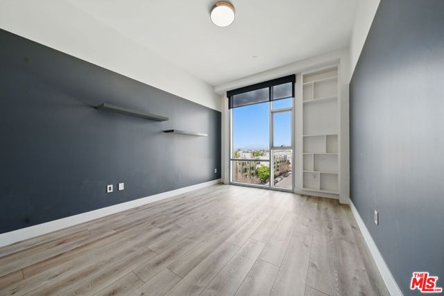 3223 W 6th Street, Los Angeles CA: https://media.crmls.org/mediaz/7e0c910d-8f40-4ca5-b6e3-f1e3b27b1238.jpg
