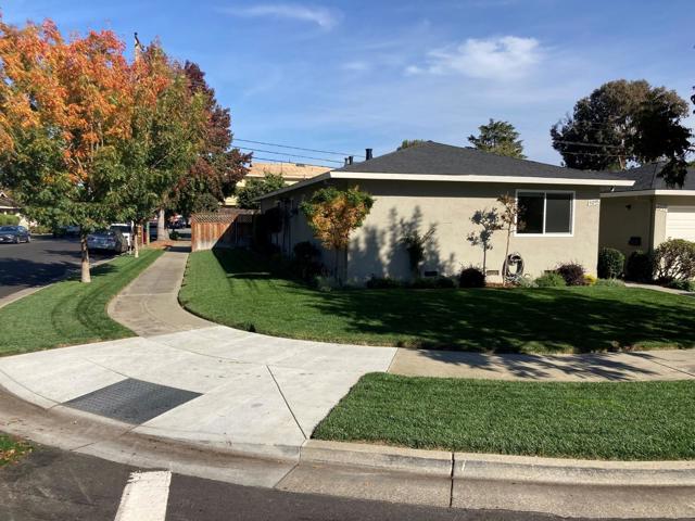 40934095 Alberstone Drive, San Jose CA: https://media.crmls.org/mediaz/7e0d5338-0752-4606-8f9e-f1adb812de51.jpg