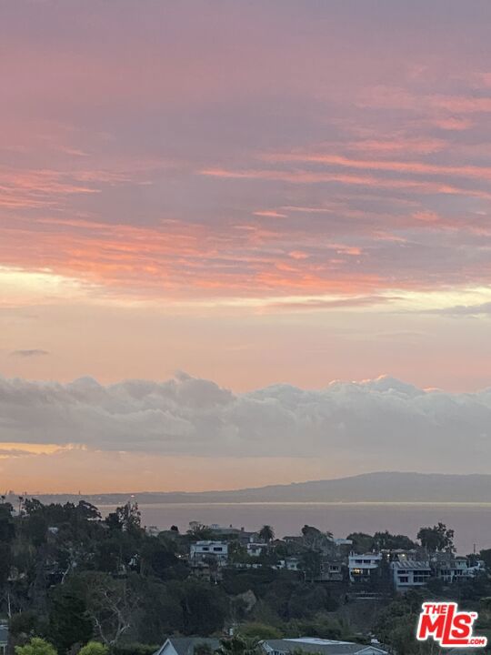 Drew Fenton | 16632 Linda Terrace Pacific Palisades CA | MLS: 7173021