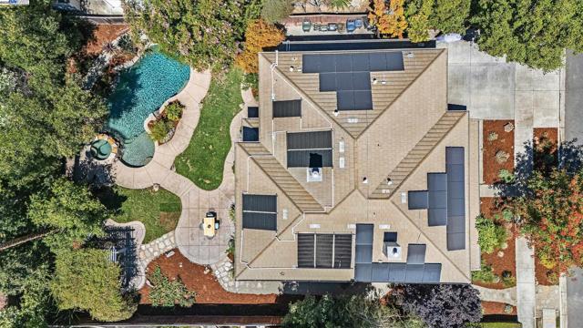 2461 Ancona Cir, Livermore CA: https://media.crmls.org/mediaz/7e0fb6ca-b08e-4a90-a114-9e5101a993e7.jpg