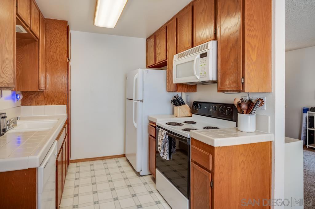 5655 Riley St - photo 10