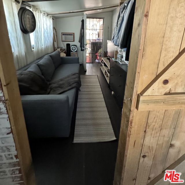 25000 Hawkbryn Avenue, Newhall CA: https://media.crmls.org/mediaz/7e11218c-80f9-4c4e-9472-db6dcd86615f.jpg