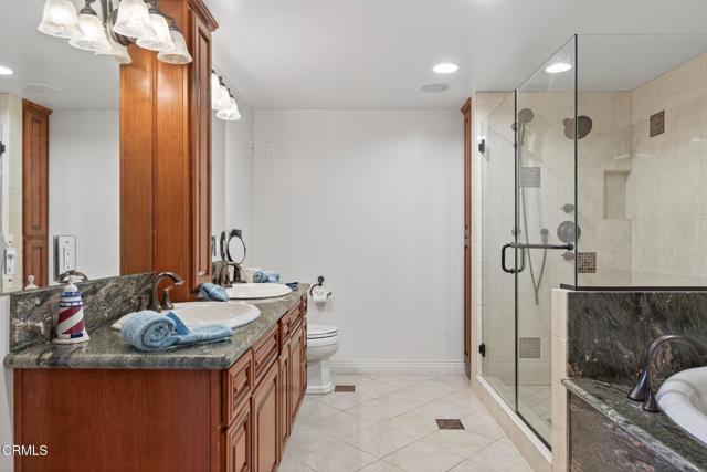 Detail Gallery Image 26 of 59 For 2408 Ocean Dr, Oxnard,  CA 93035 - 3 Beds | 3/1 Baths