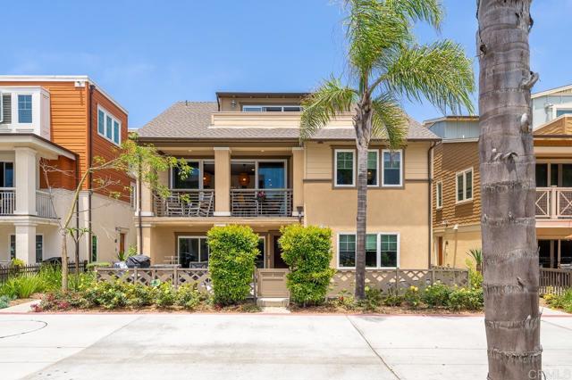 488 Park Way, Chula Vista CA: https://media.crmls.org/mediaz/7e1180af-bf17-438c-9a99-297029bfc70a.jpg