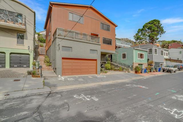 141 Santa Clara Street, Brisbane CA: https://media.crmls.org/mediaz/7e1258ad-8155-4638-acdf-e92126ac7560.jpg