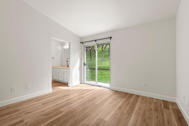 46315 Pine Meadow Drive, King City CA: https://media.crmls.org/mediaz/7e12cd9d-da41-429e-abda-afb5b3c9a8cc.jpg