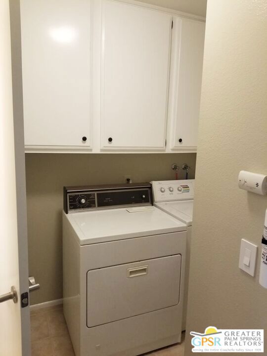1816 N Mira Loma Way, Palm Springs CA: https://media.crmls.org/mediaz/7e12eb41-e46a-445d-9ae1-197691490118.jpg