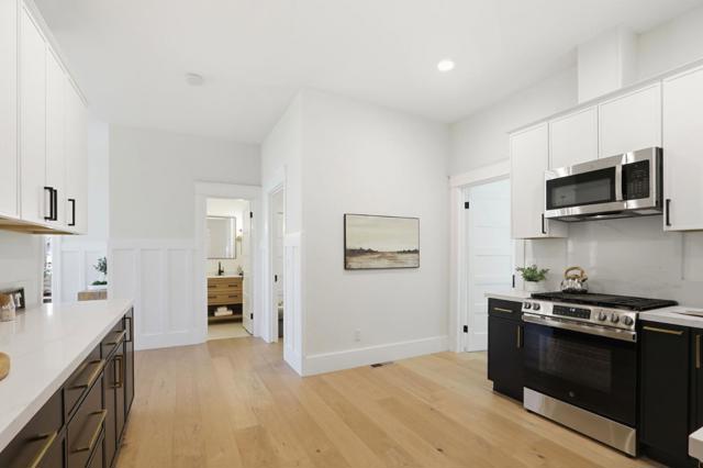 401 S 13th Street, San Jose CA: https://media.crmls.org/mediaz/7e12ee0d-4e8e-4508-be4c-e9643bd57bf1.jpg
