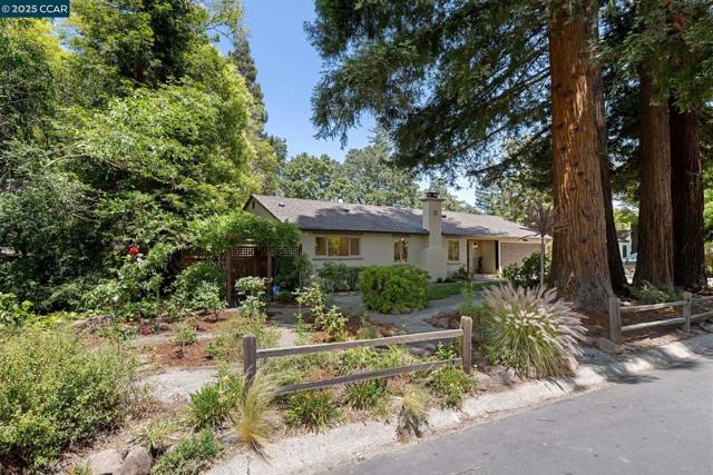 312 Soule Ave, Pleasant Hill CA: https://media.crmls.org/mediaz/7e1366ab-070c-4bdc-b858-365aedd12382.jpg