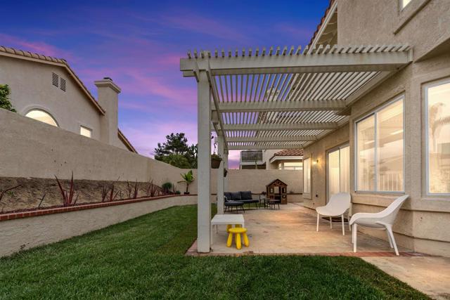 Image 47 of 53 For 3702 Southridge Way