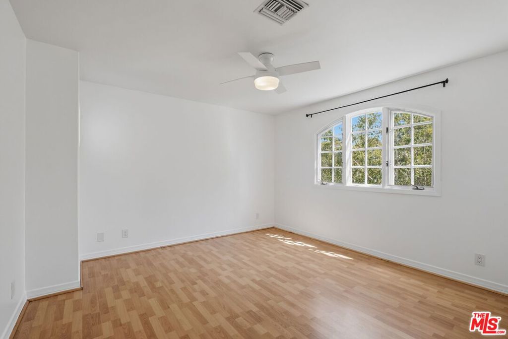 MLS #26862307 image #32