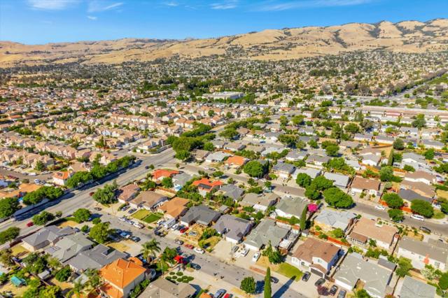 2789 Gavilan Drive, San Jose CA: https://media.crmls.org/mediaz/7e158115-0f79-4212-882d-063f6a3ae0b8.jpg